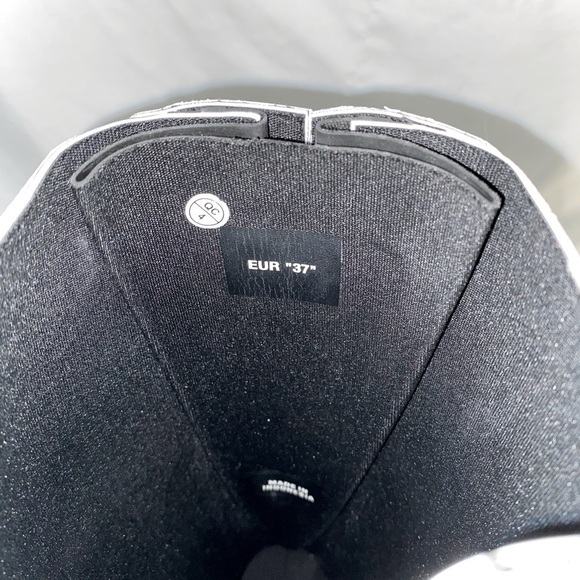 Off-white *NWT* For Riding Tall Rain Boot in Marble - Picture 7 of 10